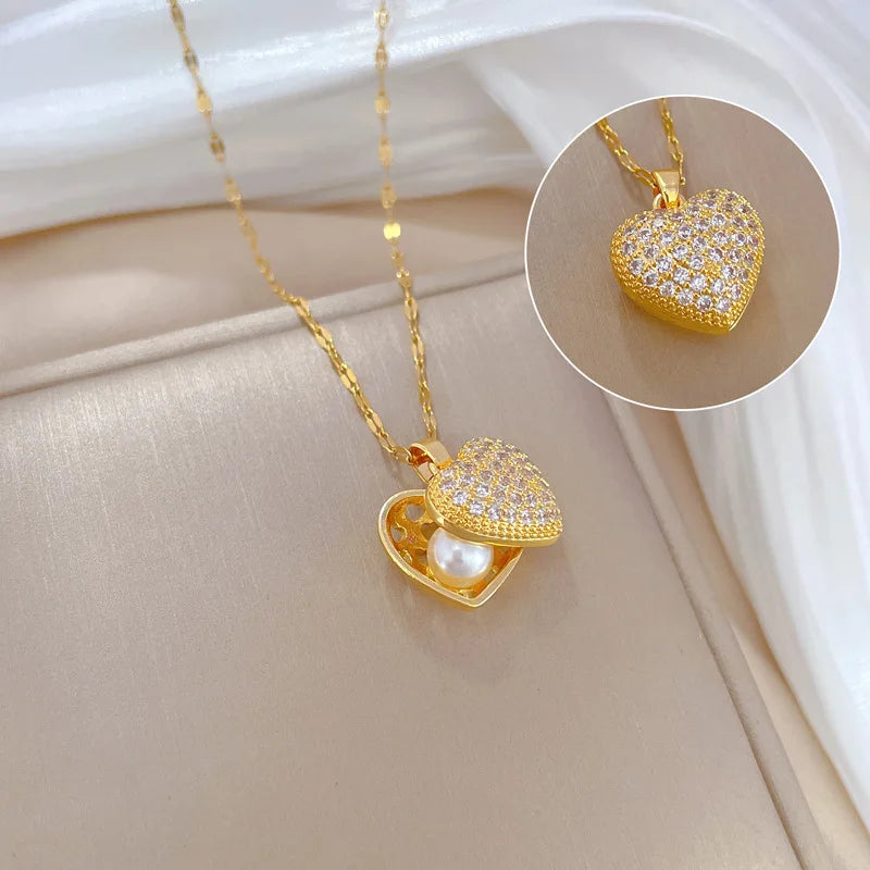 The necklace she’ll never want to take off ❤️