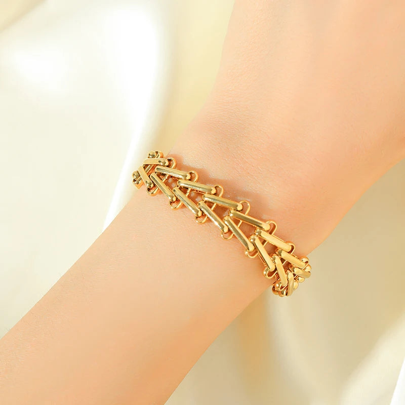 EILIECK Gold Geometric Chain Bracelet