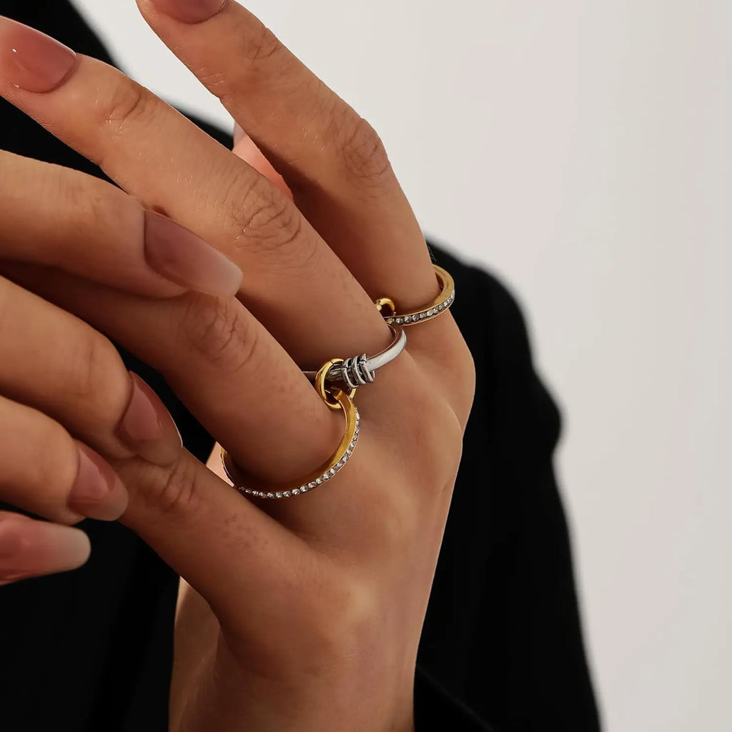 Gold Stack Ring – Multi-Link Design